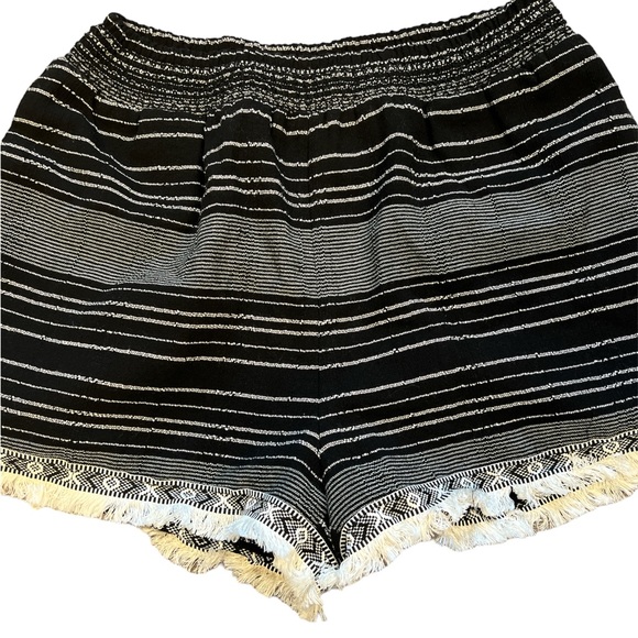 Hem & Thread Boho Shorts - Picture 2 of 7